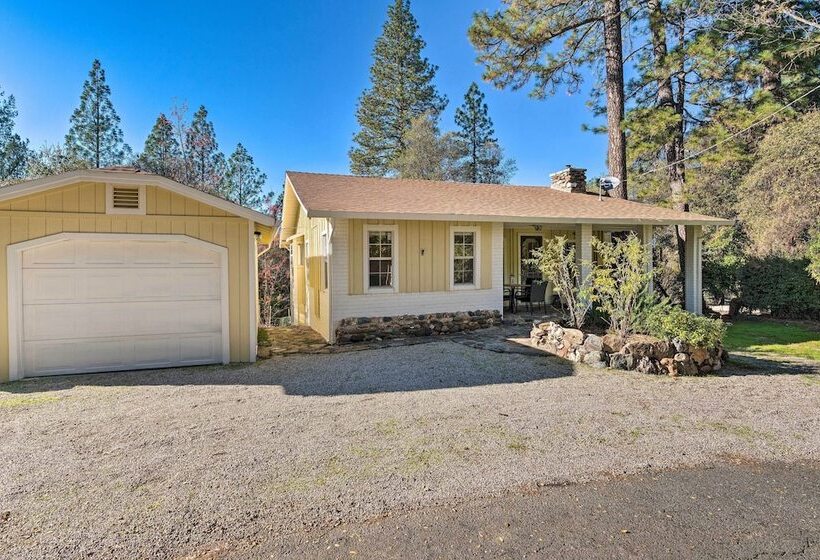 Wine Country Escape W/ Hot Tub In River Pines!