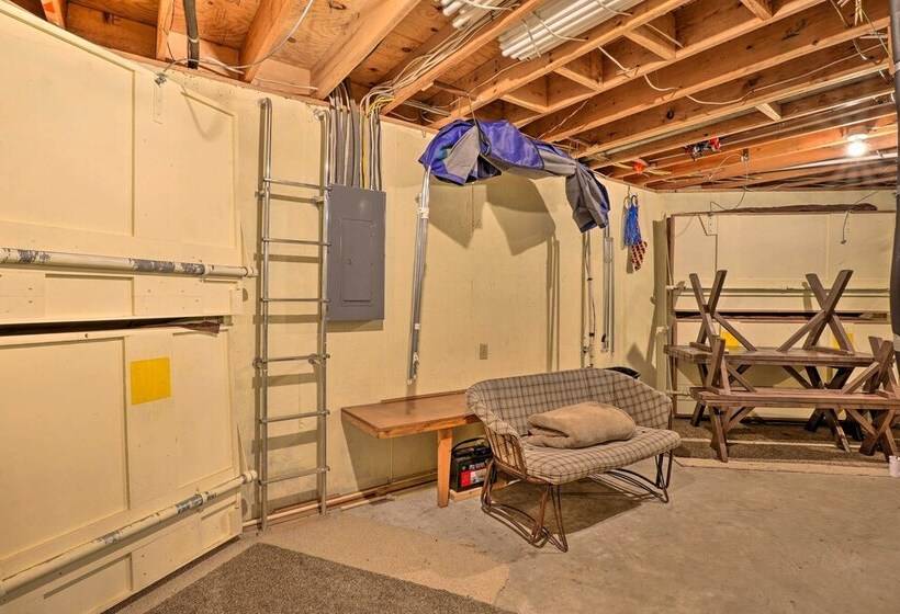 Rogers Cabin W/ Direct Access To Beaver Lake!