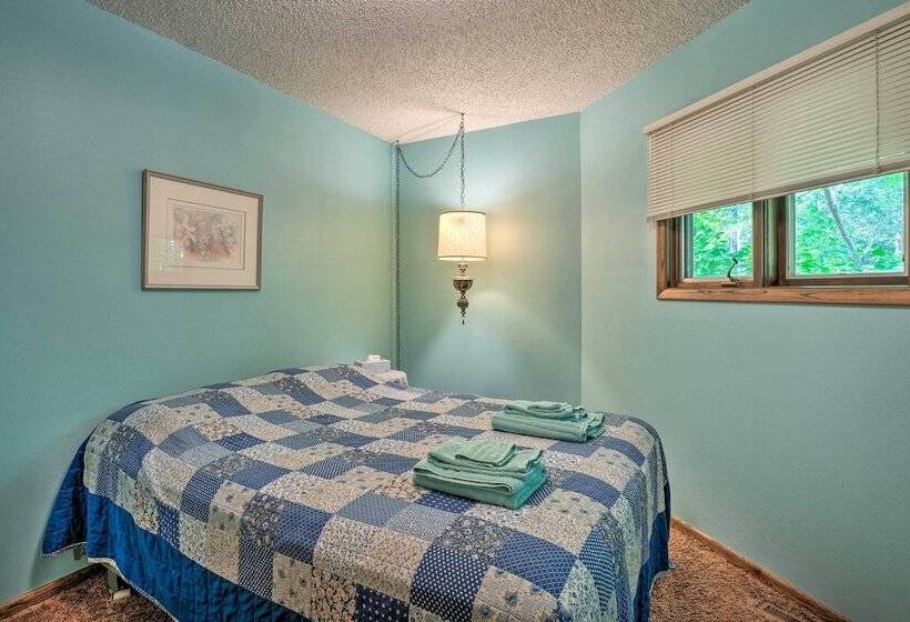 Rogers Cabin W/ Direct Access To Beaver Lake!