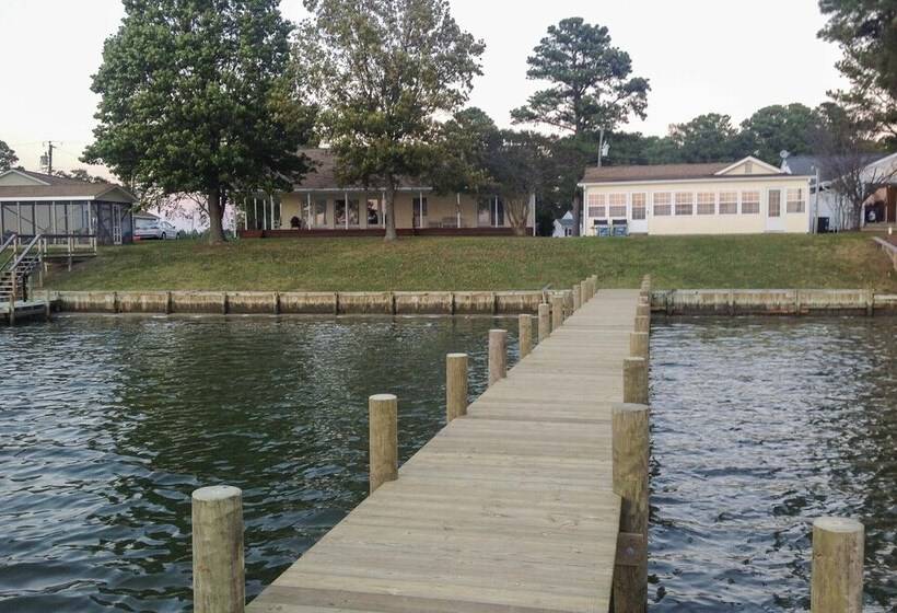 Romantic Waterfront Abode With Patio & Dock!