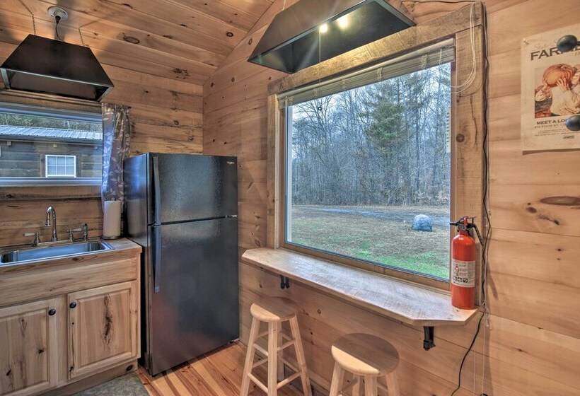 Rural Retreat   1 Mile To Holston River Weir Dam!