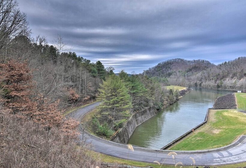 Rural Retreat   1 Mile To Holston River Weir Dam!