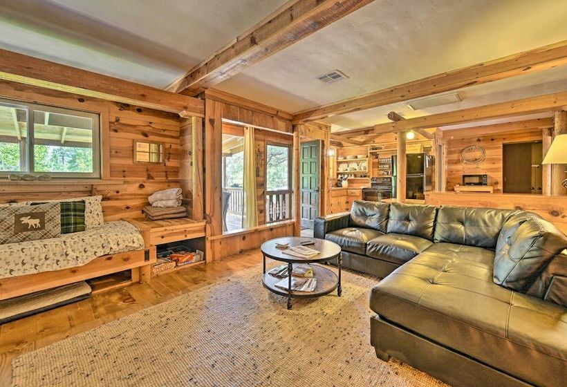 Rustic Munds Park Cabin W/ Nat L Forest Views