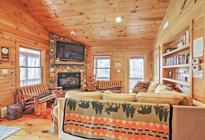 Rustic North Conway Cabin < 3 Mi To Cranmore Mtn!