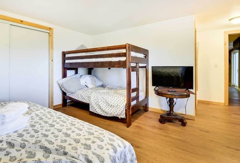 Rustic Pine Mtn Club Cabin W/ Beautiful View!