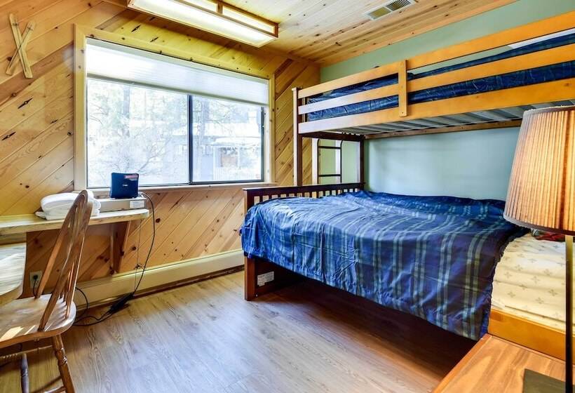 Rustic Pine Mtn Club Cabin W/ Beautiful View!