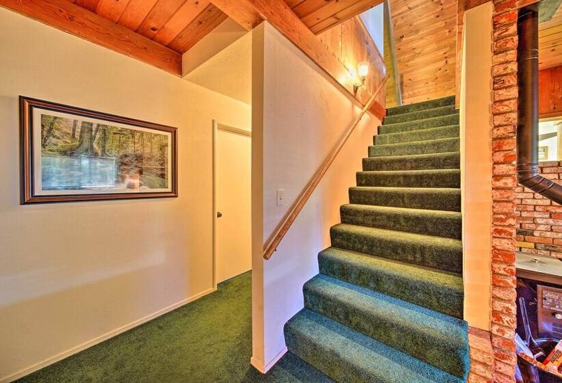 Rustic Trinity Center Cabin W/ Deck Near Fishing!