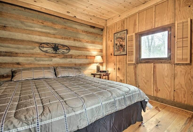 Scenic Cabin W/ Deck & Fire Pit   Near Hiking!