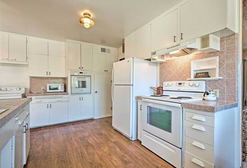 Scenic Kernville Home   Walk To Downtown & River!