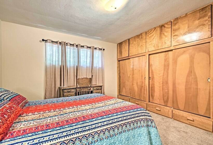 Scenic Kernville Home   Walk To Downtown & River!