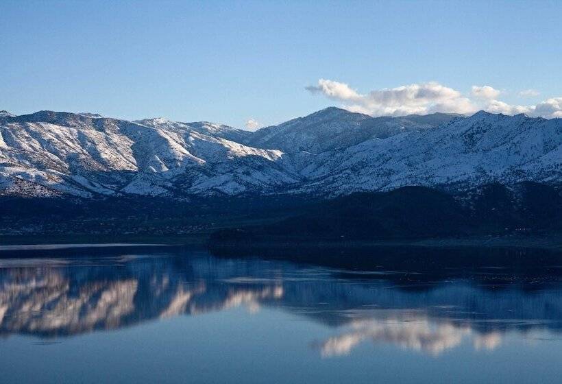 Scenic Kernville Home   Walk To Downtown & River!