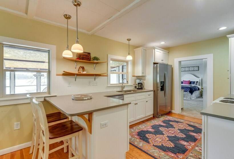 Scenic New London Home On Badin Lake