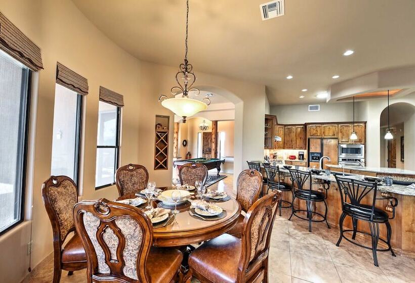 Scottsdale Home: Pickleball, Heated Pool & Hot Tub