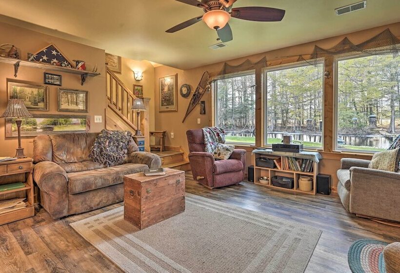 Secluded Birnamwood Cottage W/ Deck & River Views!