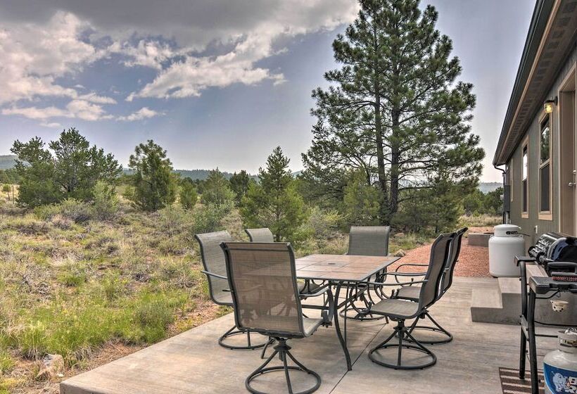 Secluded Boulder House   Next To National Forests!