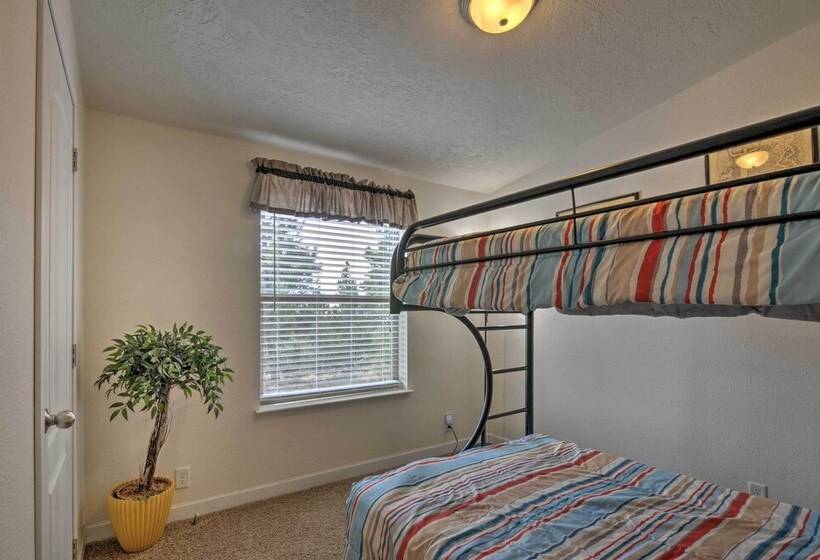 Secluded Boulder House   Next To National Forests!