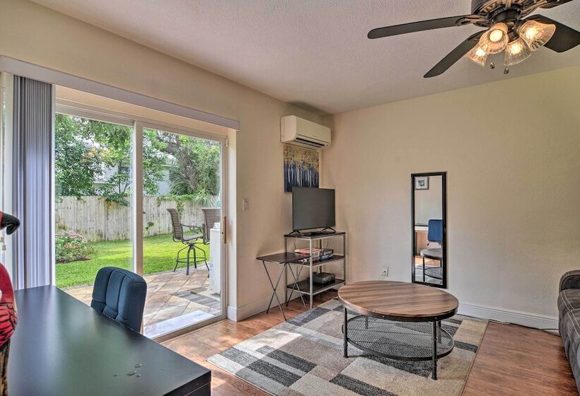 Seminole Home: 1 Mi To Indian Shores Beach!