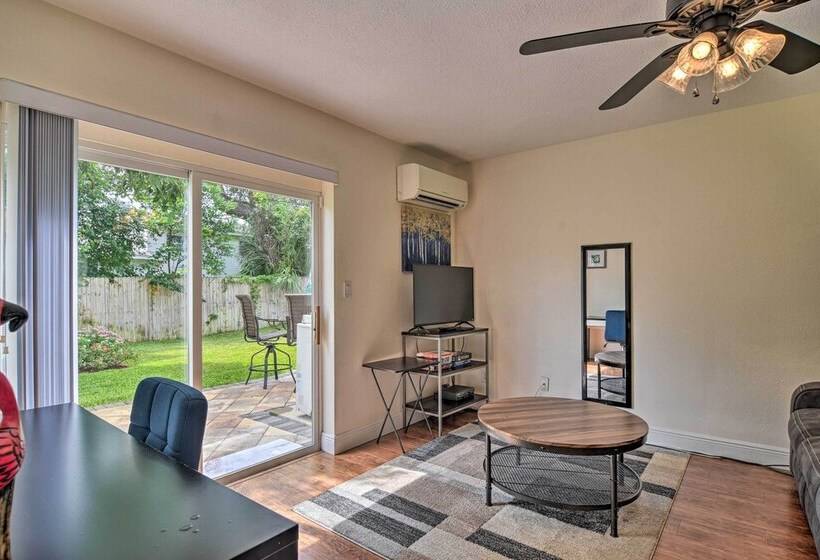 Seminole Home: 1 Mi To Indian Shores Beach!