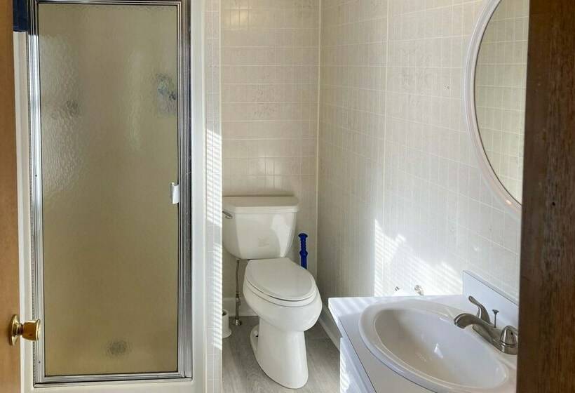 Serene Saxton Lodge: 7 Mi To Lake Raystown!