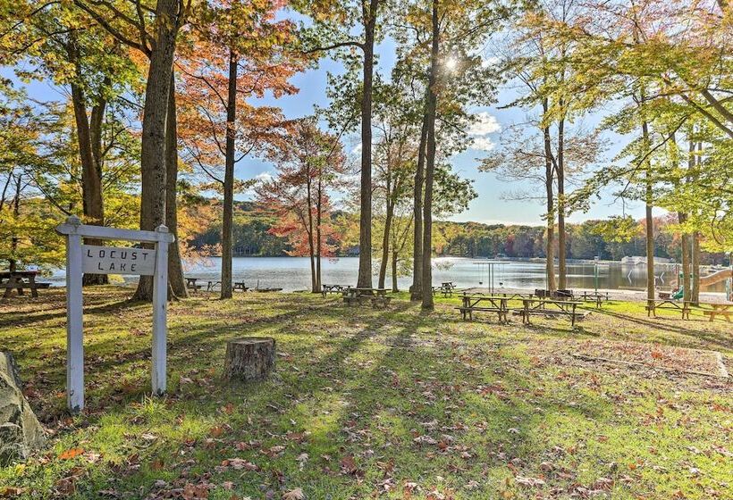 Locust Lake Village Cabin W/ Deck & Lake View!
