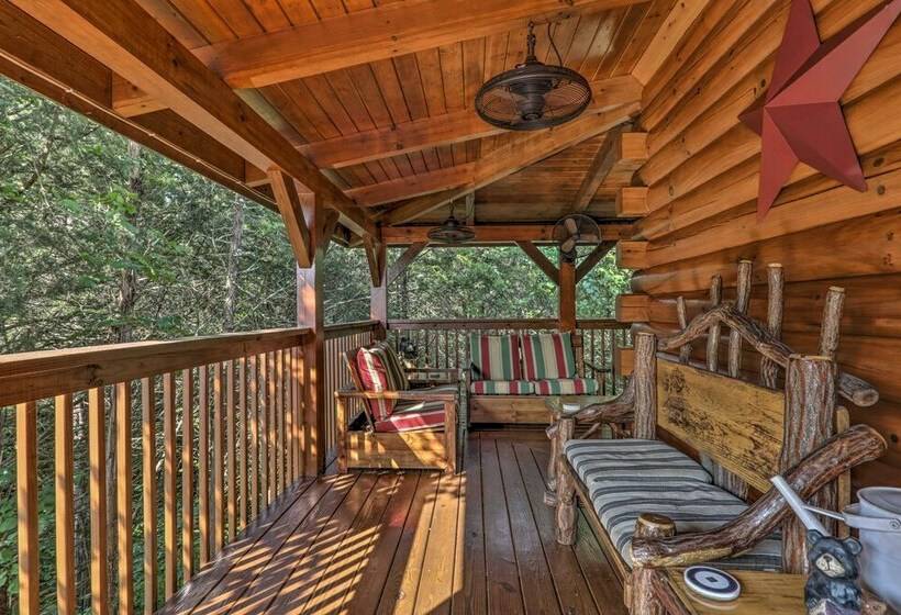 Sevierville Cabin W/ Furnished Deck & Balcony