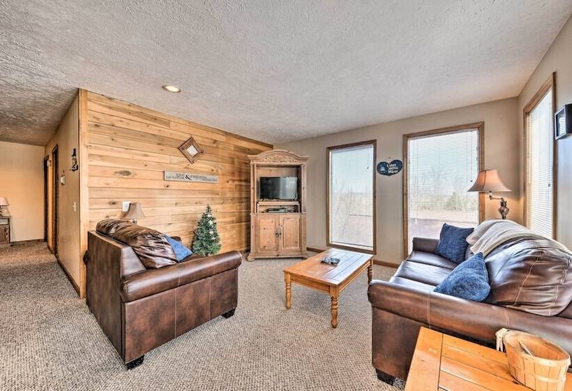 Ski In/ski Out Ghent Cabin W/ Mountain Views!