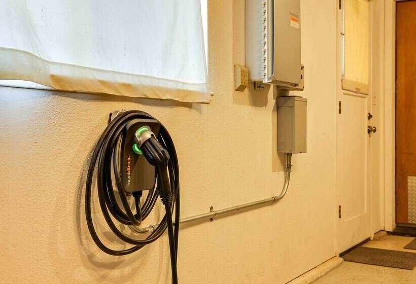 Garden, Balcony & Scenic View: Sonora Hideaway!