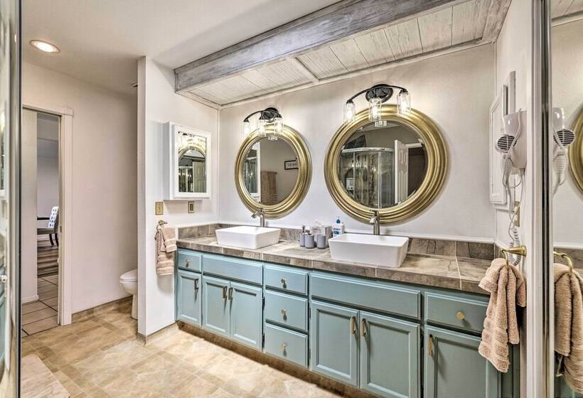 Garden, Balcony & Scenic View: Sonora Hideaway!