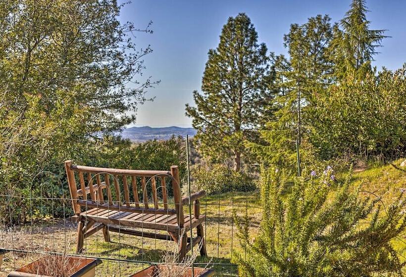 Garden, Balcony & Scenic View: Sonora Hideaway!