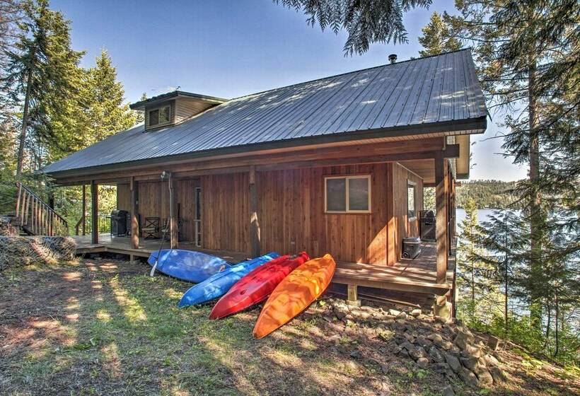 South Lake Coeur D Alene Home W/ Dock & Kayaks!