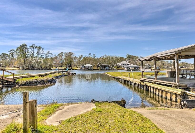Spacious Gulf Shores Home: Private Pool + Deck!