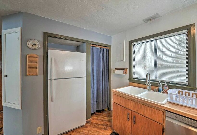 Spacious Irwin Home On Snake River!