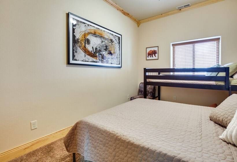 Spacious Terry Peak Cabin < 1 Mi To Ski Lift