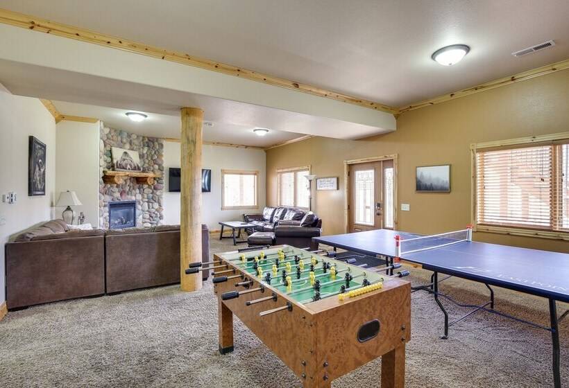 Spacious Terry Peak Cabin < 1 Mi To Ski Lift