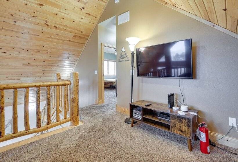 Spacious Terry Peak Cabin < 1 Mi To Ski Lift