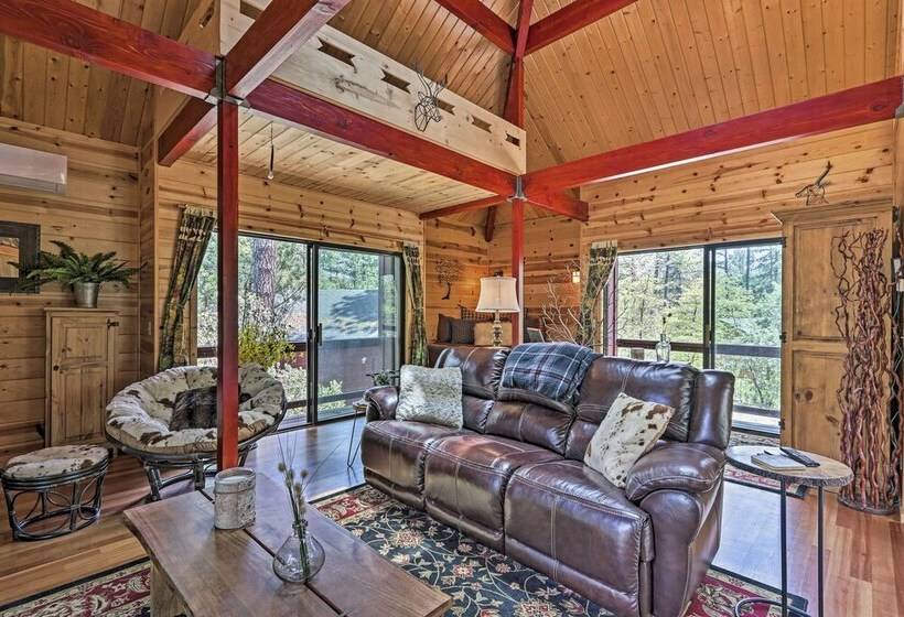 Furnished Deck: Romantic Strawberry/pine Studio!