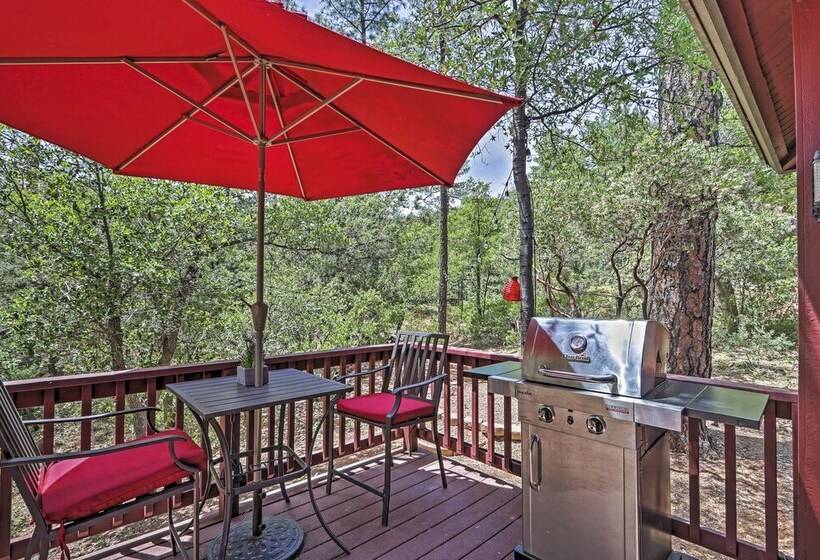 Furnished Deck: Romantic Strawberry/pine Studio!