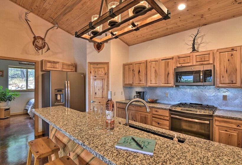 Stunning Home W/ Fire Pit, 11 Mi To Mt Yale!