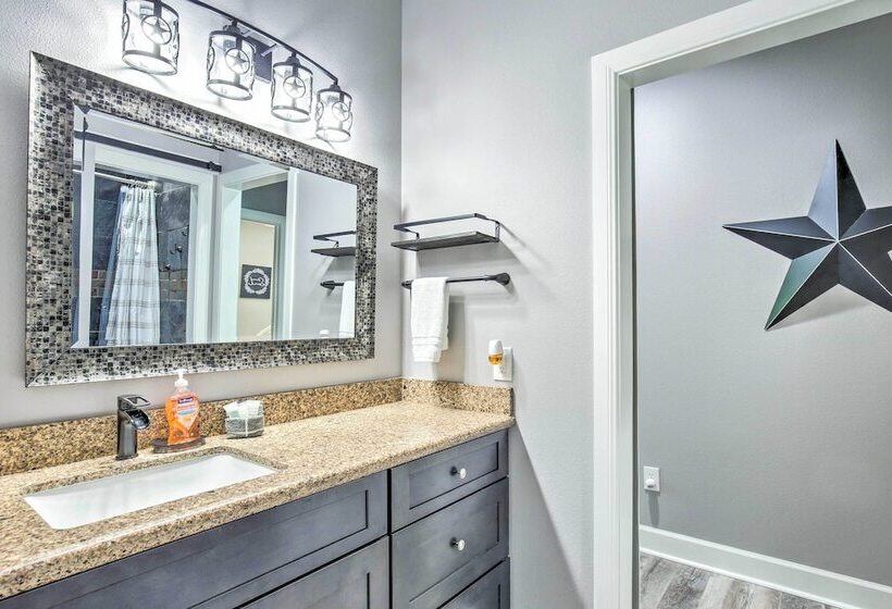 Outdoor Entertainment Space: Home In Mcqueeney