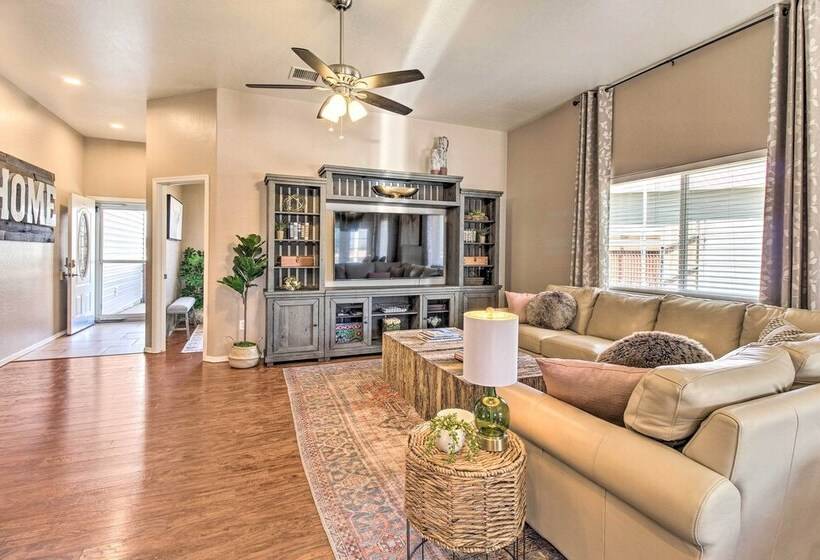 Stylish Show Low Hideaway W/ Patio + Gazebo!