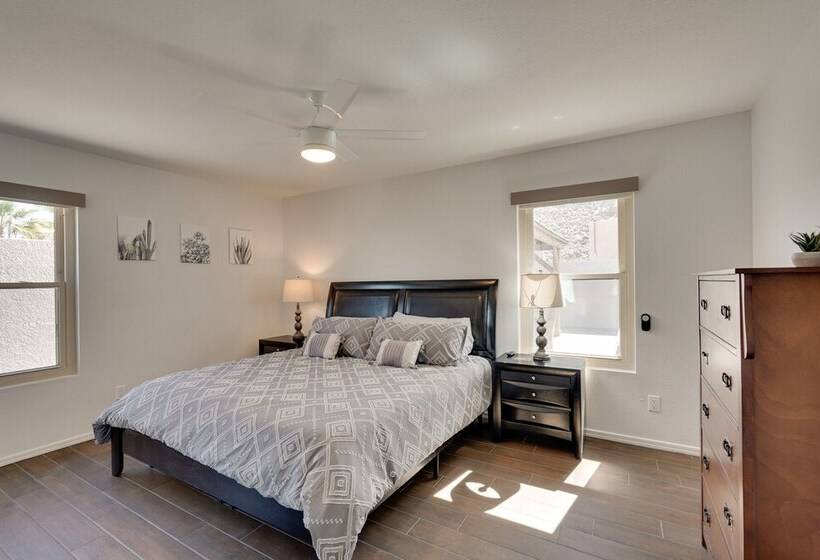 Pet Friendly Lake Havasu Home W/ Hot Tub & Pool