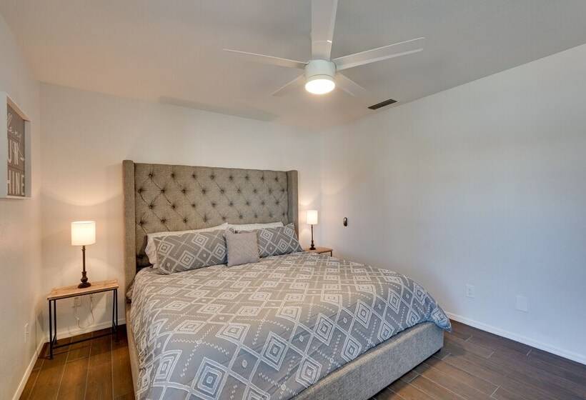 Pet Friendly Lake Havasu Home W/ Hot Tub & Pool