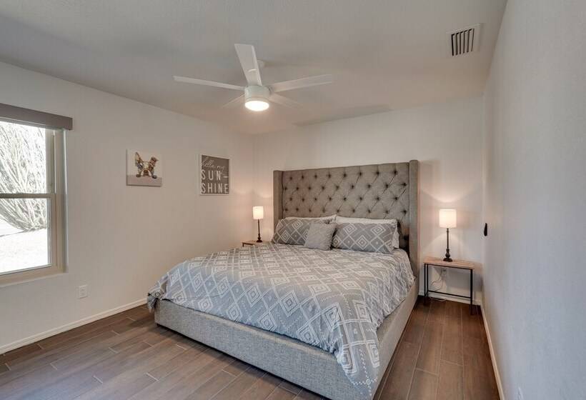 Pet Friendly Lake Havasu Home W/ Hot Tub & Pool