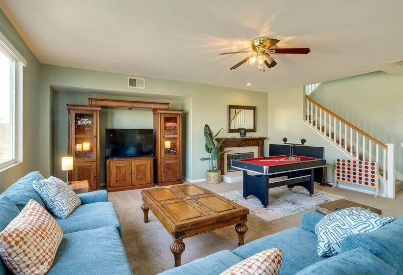 Sunny California Retreat   Pool, Patio & Grill!