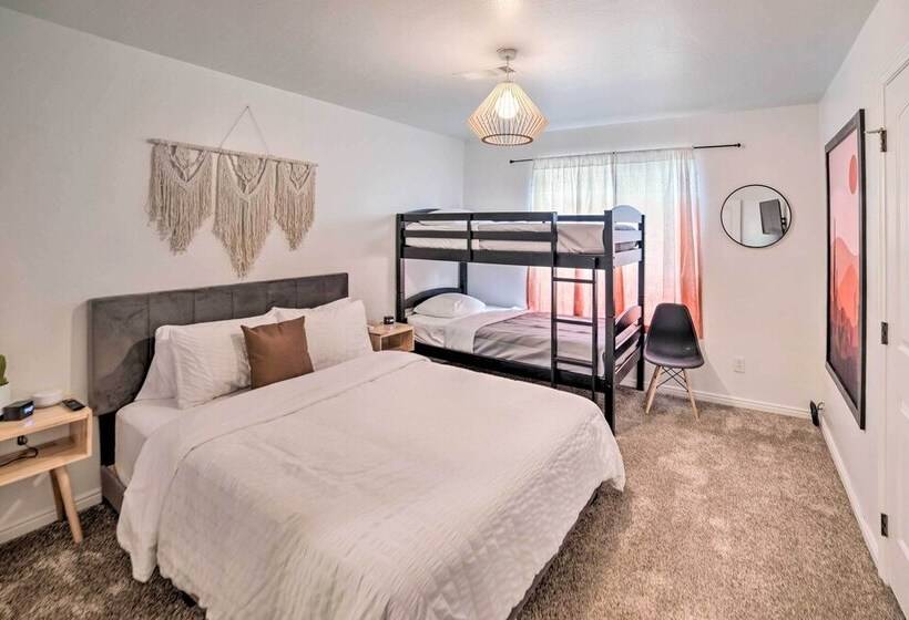 Sunny Page Home: The Gateway To Az Adventure!