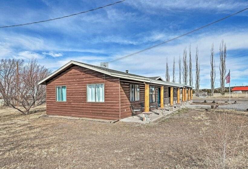 The Eagar House  White Mountains Gem W/ Views!