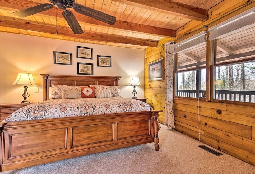 The Fox Wood In Blue Ridge Mtns By Grandfather Mtn