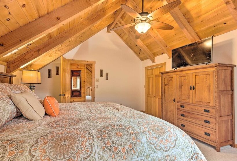 The Fox Wood In Blue Ridge Mtns By Grandfather Mtn