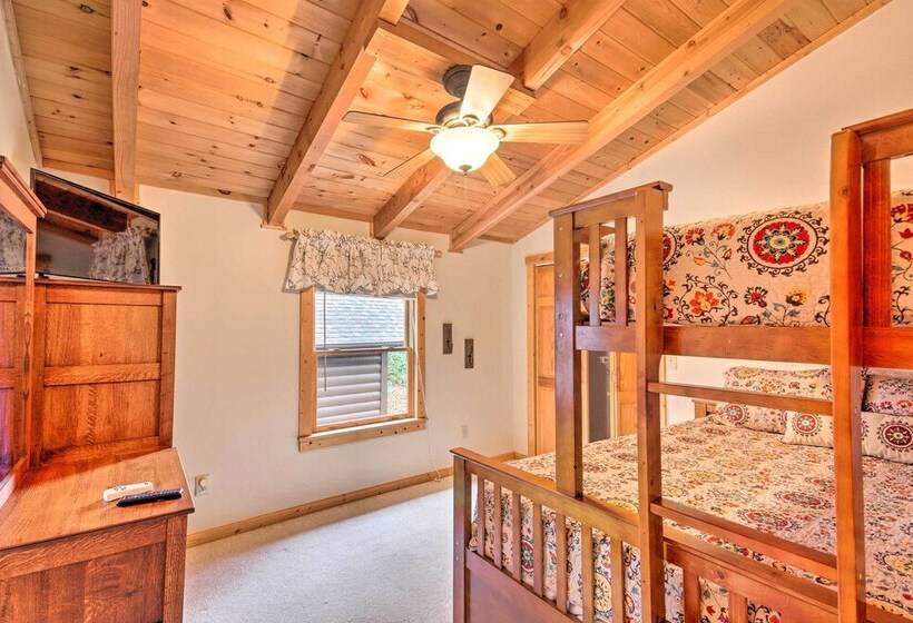 The Fox Wood In Blue Ridge Mtns By Grandfather Mtn