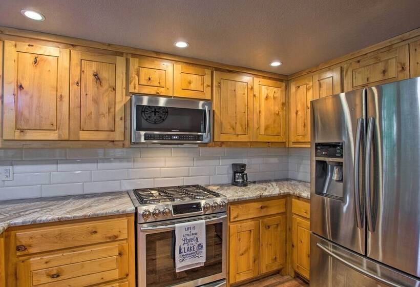 Tranquil Palo Pinto Home W/ Deck + Boat Dock!